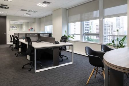 Do home office ao escritório híbrido: como escolher o mobiliário corporativo ideal para sua empresa